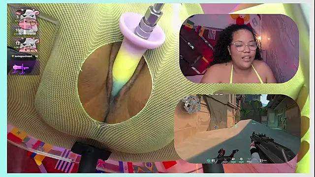 MhiaRey webcam