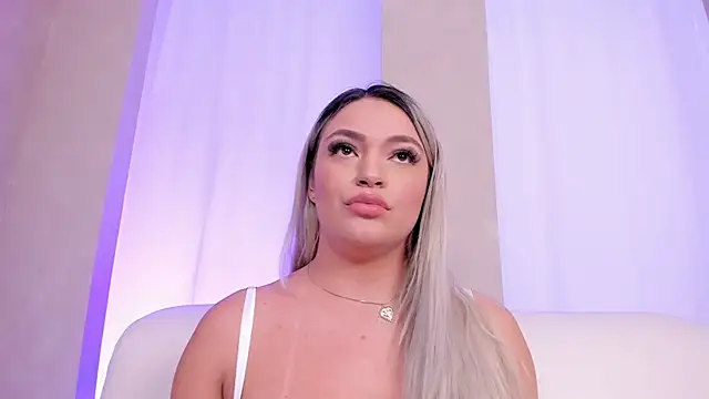 milaowens live cam on StripChat