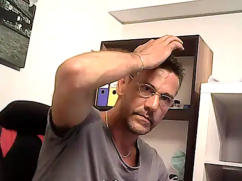mastercharisma35 webcam