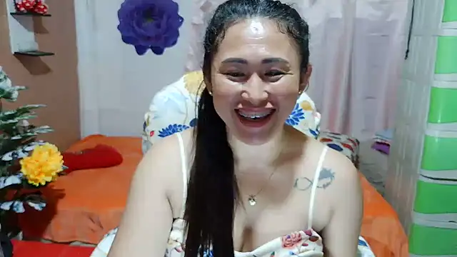 Filipina_Desire webcam