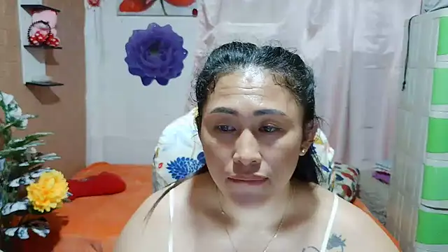Filipina_Desire webcam