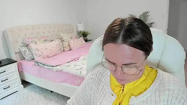 Vika73 webcam