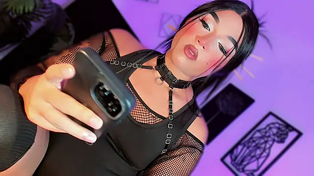 misstreslatin webcam