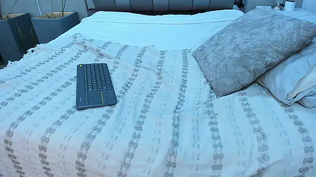 Charlie___Musk webcam
