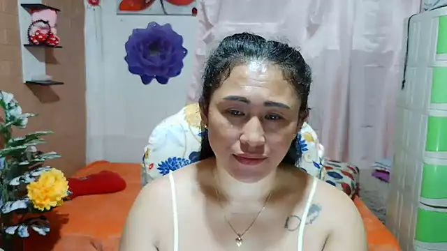 Filipina_Desire webcam