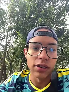 andres_boy252 (M twink) - Take off the shirt