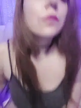 Kimiechanuwu live cam preview on Stripchat