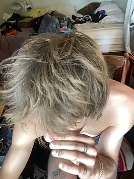 xanderozzz (M young) - #american #bisexuals #blondes #cam2cam #flashing #flexing #hd #middle-priced-privates #mobile #muscular #smoking #white #young