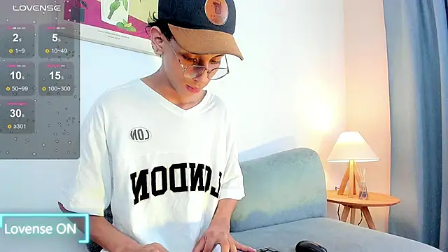 dax_blaze (M twink) - Masturbate and paly eith your cock