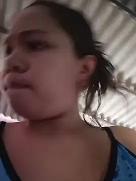 Pervertida15 live cam preview on Stripchat