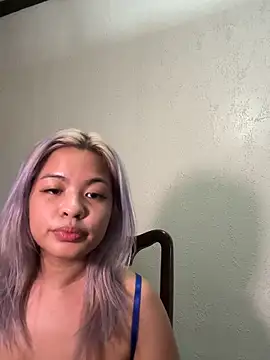 queenmia__ph live cam on StripChat