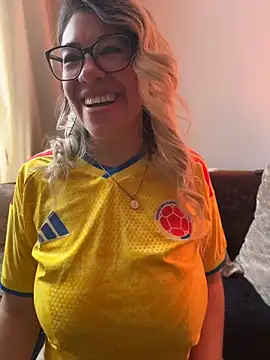salomesweet13 webcam