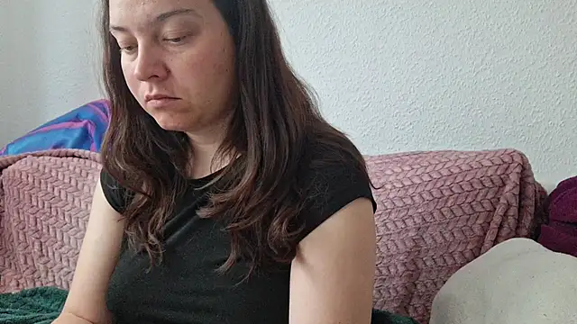 Watch Cyndee_Winter live on EroticFlix - High definition streams
