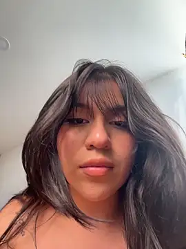 Watch Avril_Star live on EroticFlix - High definition streams