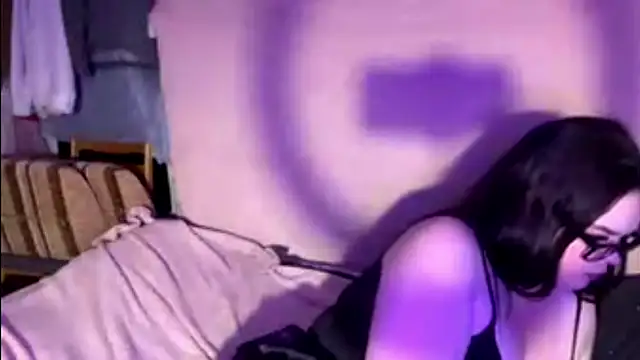 LiyaHoly webcam