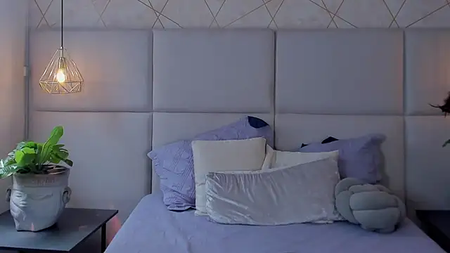 samayryann (F young) - Gently caress your tits