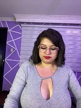 miiaajoness (F young) - :devil: SHOW PUSSY :devil: