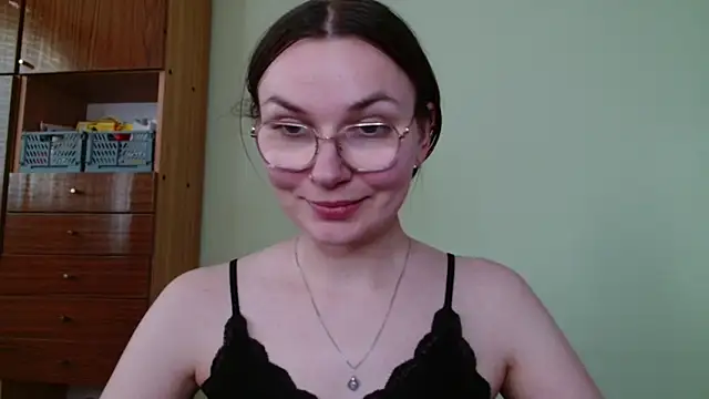 LooveELLYx webcam