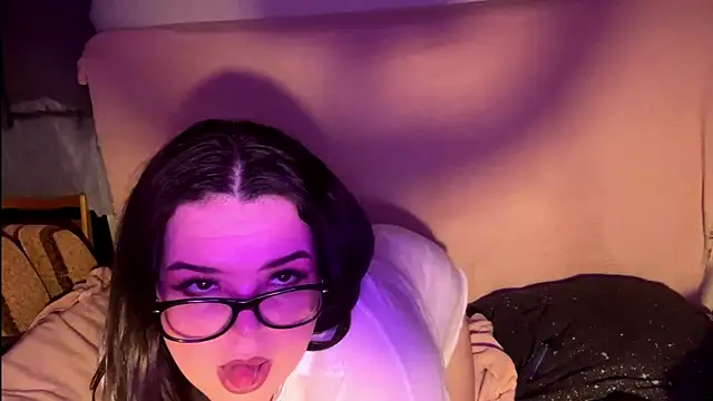 LiyaHoly webcam