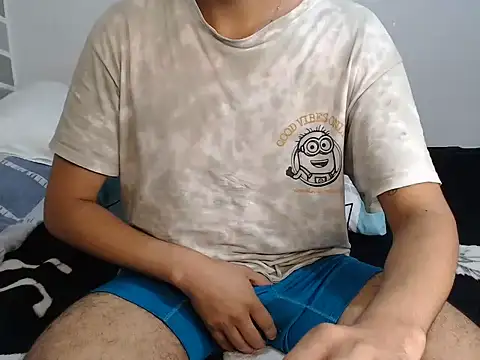 thomass1018 webcam