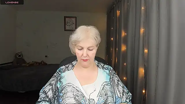 Mary-Leee live sex cam