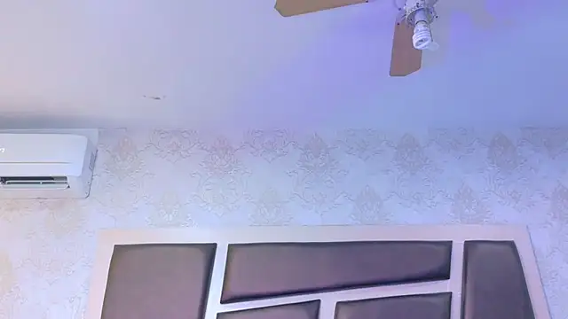 NicoleEsposito webcam