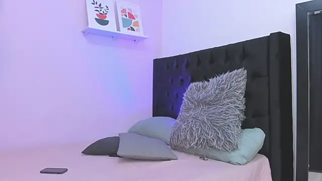 antonella_zapata webcam