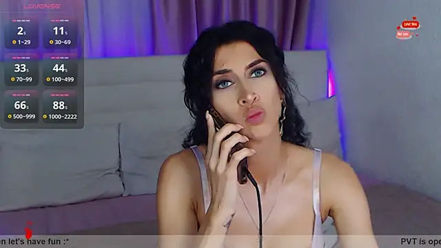Watch Hennessy_XO live on EroticFlix - High definition streams