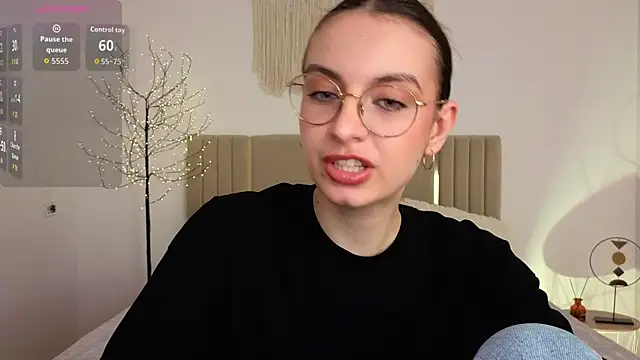 Real_cutie1 webcam