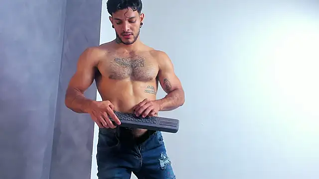 JuanBlade live sex cam