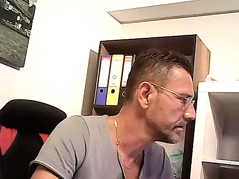 mastercharisma35 webcam