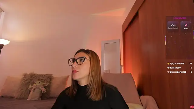 whitneyhot webcam