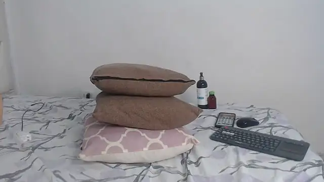 AlannaHarper webcam