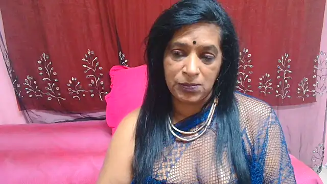 INDIANFUSION live cam on StripChat
