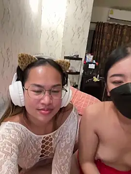 Ponthip webcam