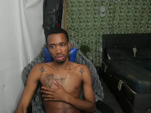 Kofi_exotic_2 webcam
