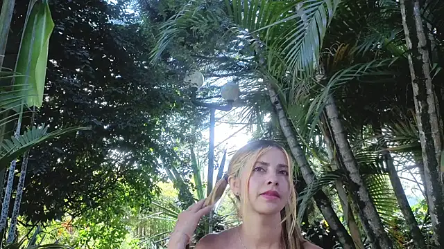 NatashaDiamond webcam