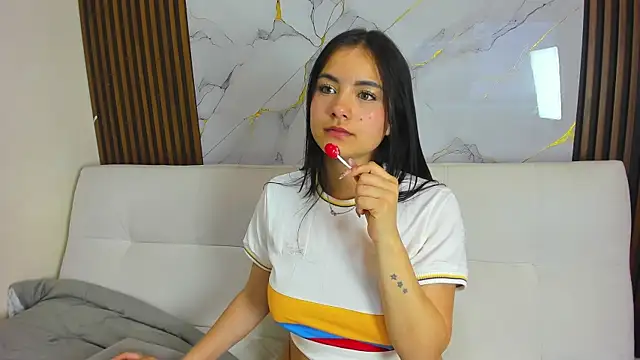 Zoe_Queens