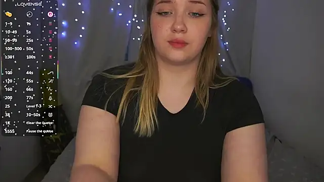 CuteSharloti webcam
