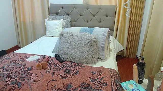 sasi_luna webcam