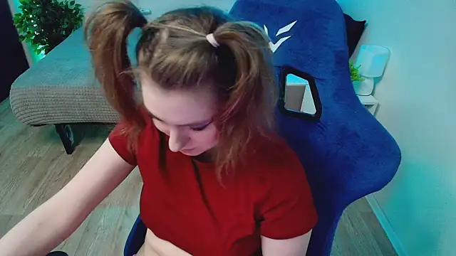 Watch CranberryHot live on EroticFlix - High definition streams