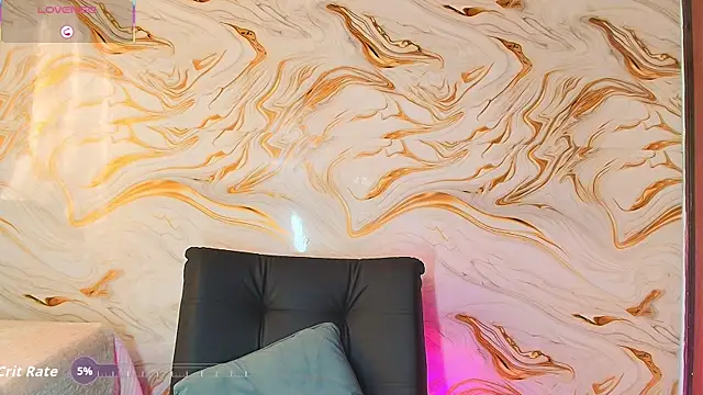 EbonyHansNight webcam