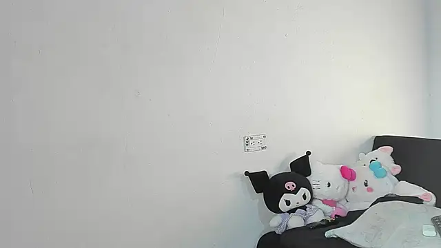 eirlysx (F teen) - play pussy