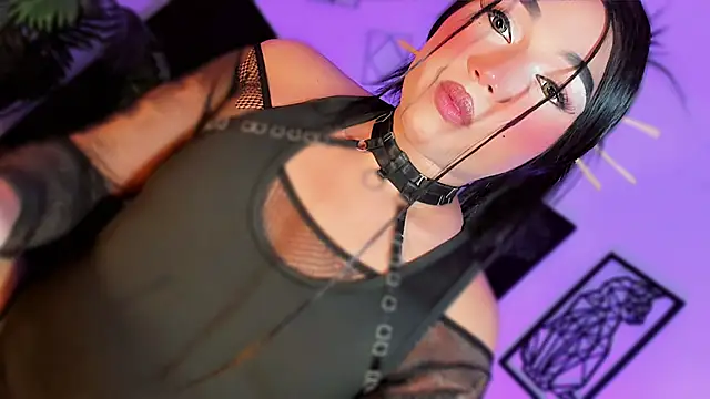 misstreslatin webcam