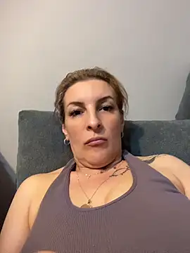 Hot-Milf4U webcam