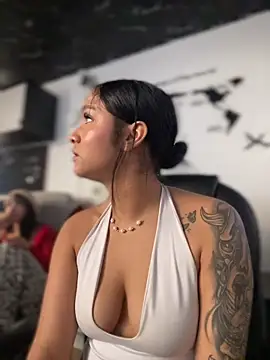 isabella-teen (Ask my age) - Flash Pussy🌸