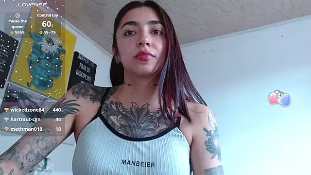 ZoeBakers_ webcam