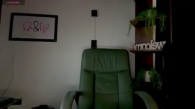 MarcellaGriffin webcam