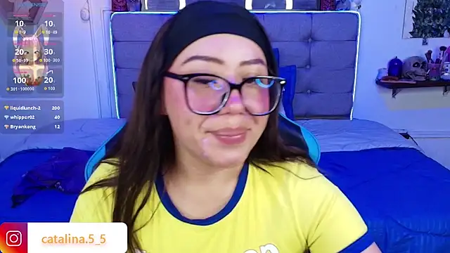 Kata_Bigboobs webcam