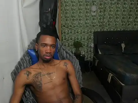 Kofi_exotic_2 webcam